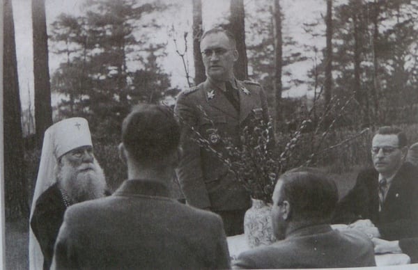 Metropolitan Panteleimon with Germans