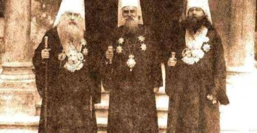 Metropolitans and Antonii and Dionisy (right) at the intronization of the Romanian patriarch Miron in 1925, Bucarest