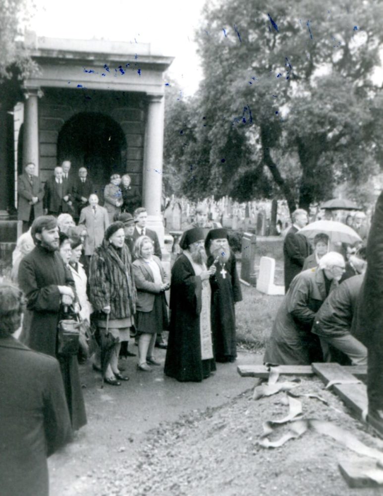 Burial of Vladyka Nikodem at Brompton Cemetery