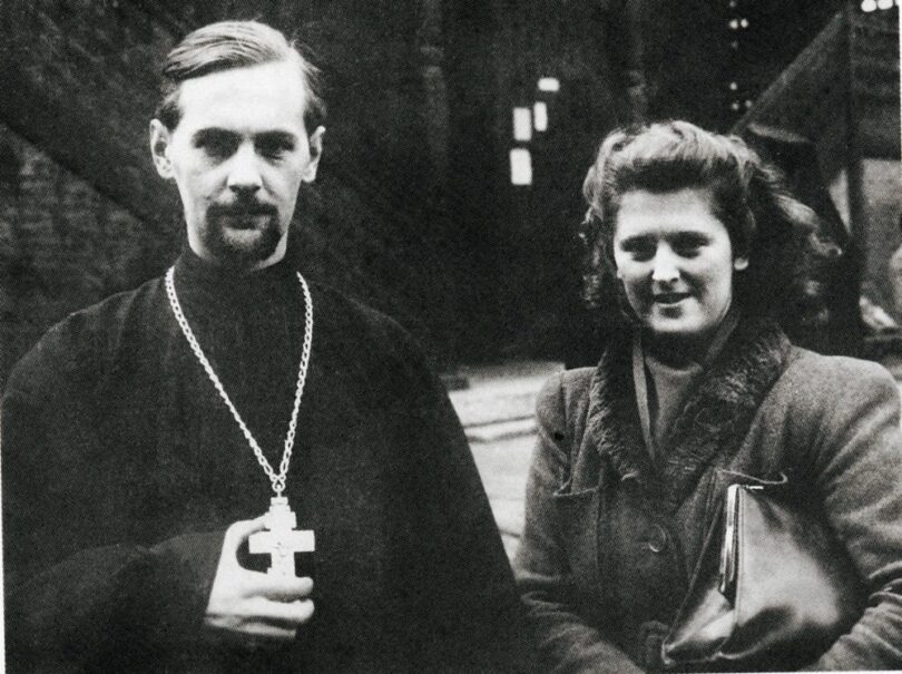 Father Alexander with his wife Ulyana Sergeevna