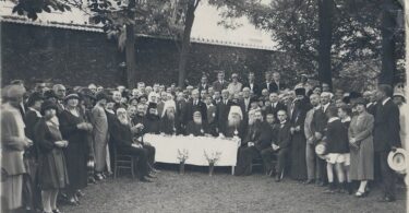 metropolitan Evlogii (Georgiveskii) receives Patriarch Photios of Alexandria and metr. Anthony (Khrapovitskii) at St. Serge Theological Institute in Paris