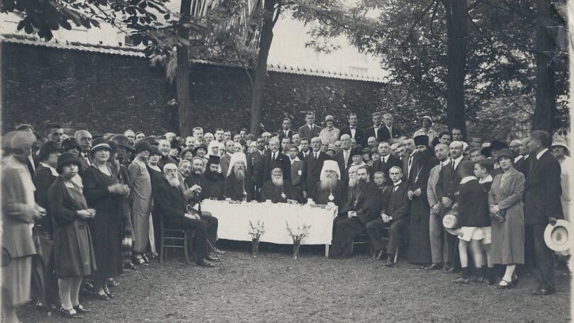 metropolitan Evlogii (Georgiveskii) receives Patriarch Photios of Alexandria and metr. Anthony (Khrapovitskii) at St. Serge Theological Institute in Paris