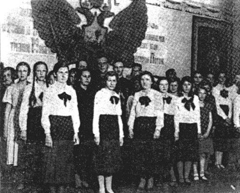 A.Vonsiatskii with Russian Fascists youth in Harbin