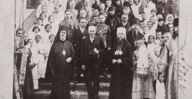 Metr. Dionisii Valedinskii receives Polish President Ignacy Mościcki and a bishop of the Patriarchate of Constantinople at the Holy Dormition Pochaev Lavra.