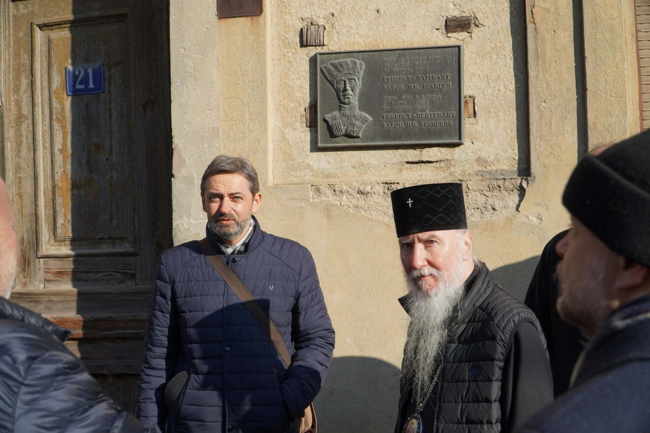 The Bolsheviks Take Over the Crimean Peninsula